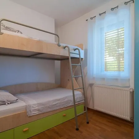 Irena Apartmán *